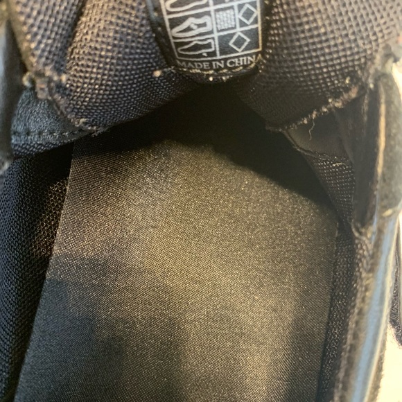 Hugo Boss leather/suede sneakers Black Velcro straps - Picture 8 of 11